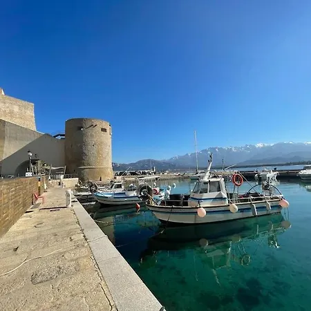 Διαμέρισμα Paradis A Καλβί