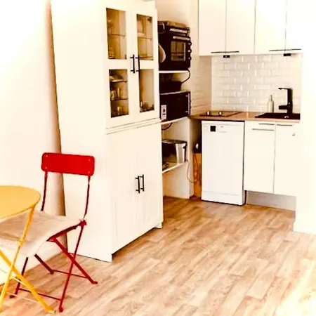 Διαμέρισμα Paradis A *